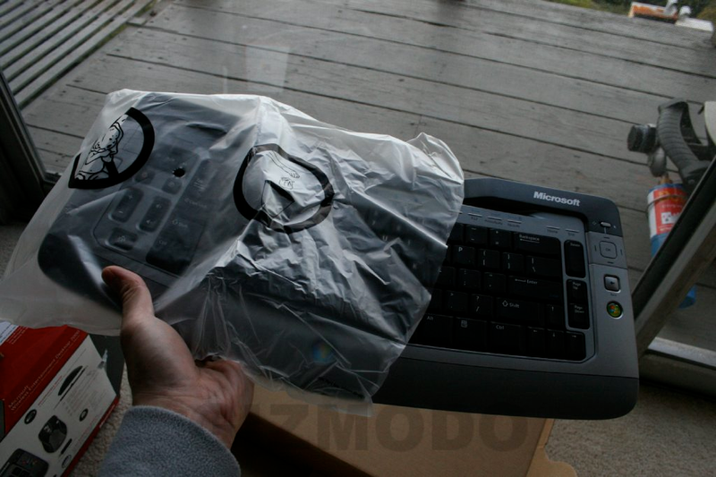 Illustration for article titled Microsoft Ultimate Wireless 7000 Keyboard Hands-On